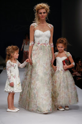 Vestidos de Novia con Colores