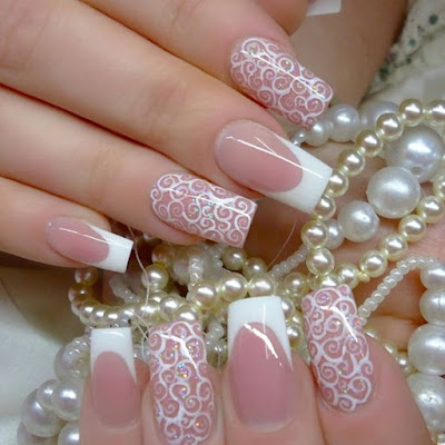 Uñas de novia decoradas