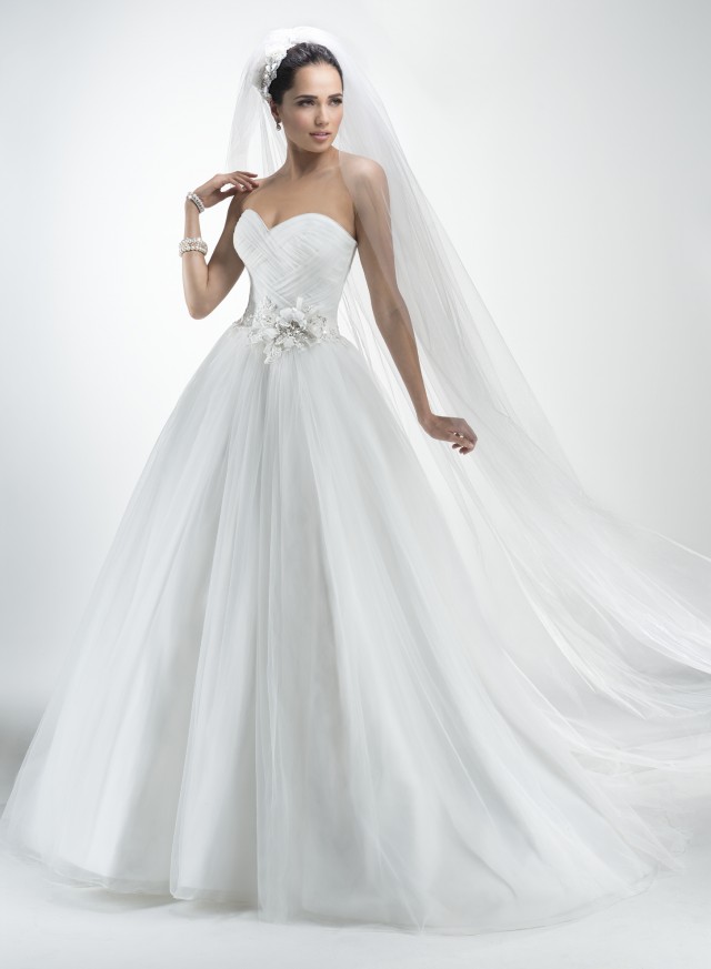 Increíbles vestidos de novias | Colección Maggie Sottero 2016 Increíbles vestidos de novias | Colección Maggie Sottero 2016