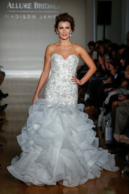 Vestidos de Novia con Colores