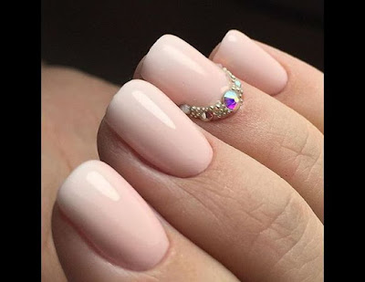 Uñas de Novia