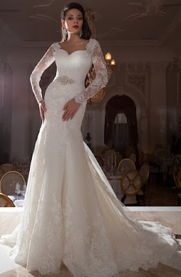 Vestidos de novia con cola larga 