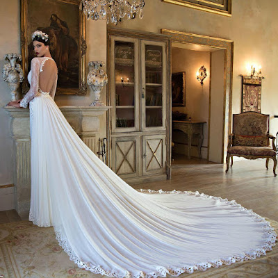 Vestidos de novia con cola larga 